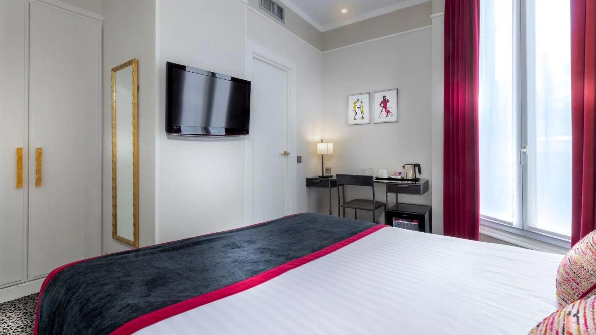 Hôtel Du Bois Champs-Elysées París Hotel