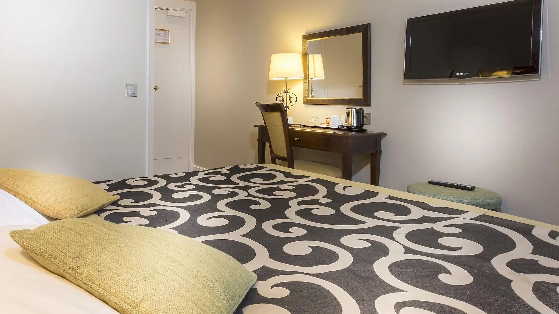 Hotel Du Bois Champs-Elysees Paris