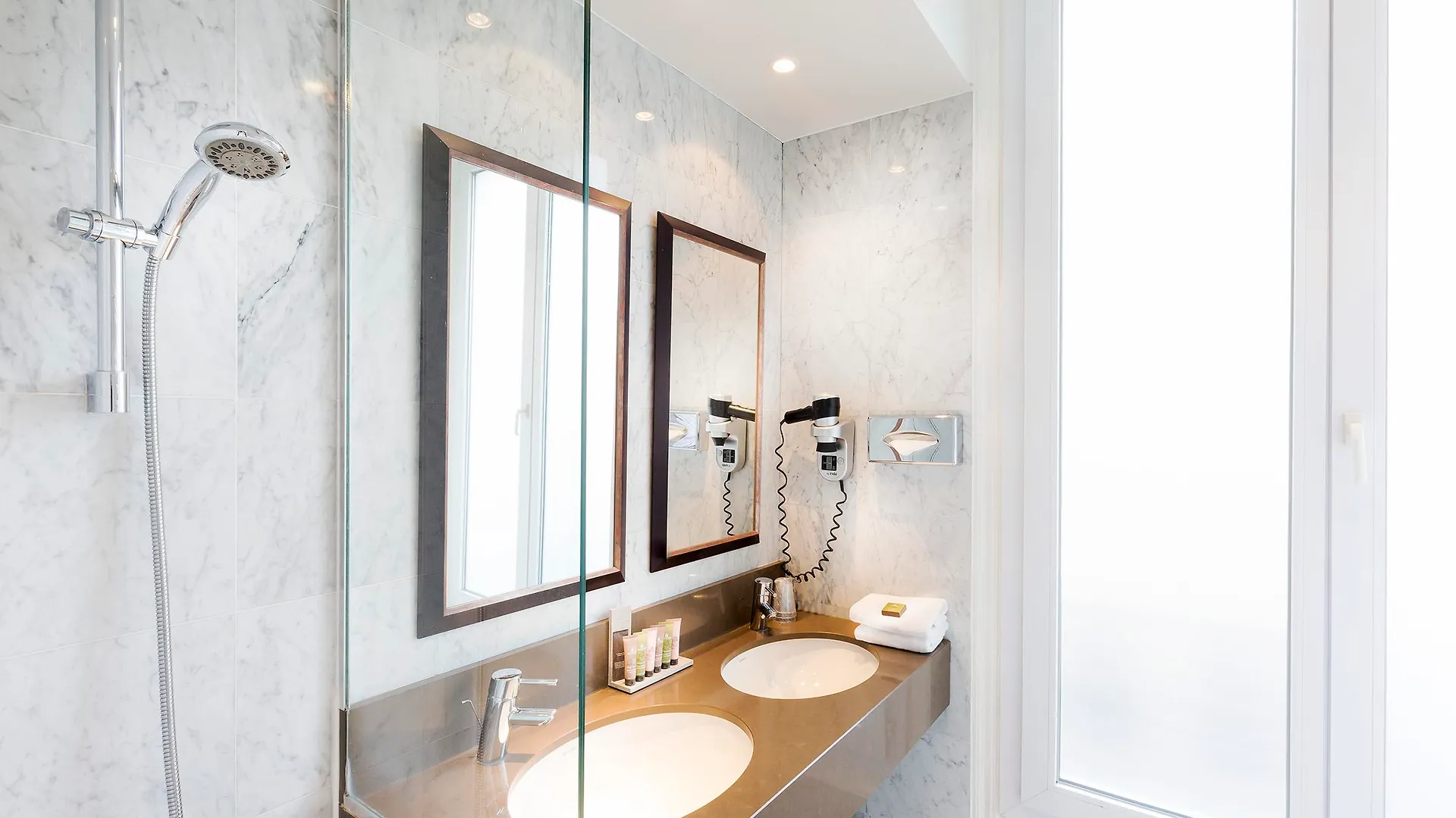 Hotel Du Bois Champs-Elysees Paris