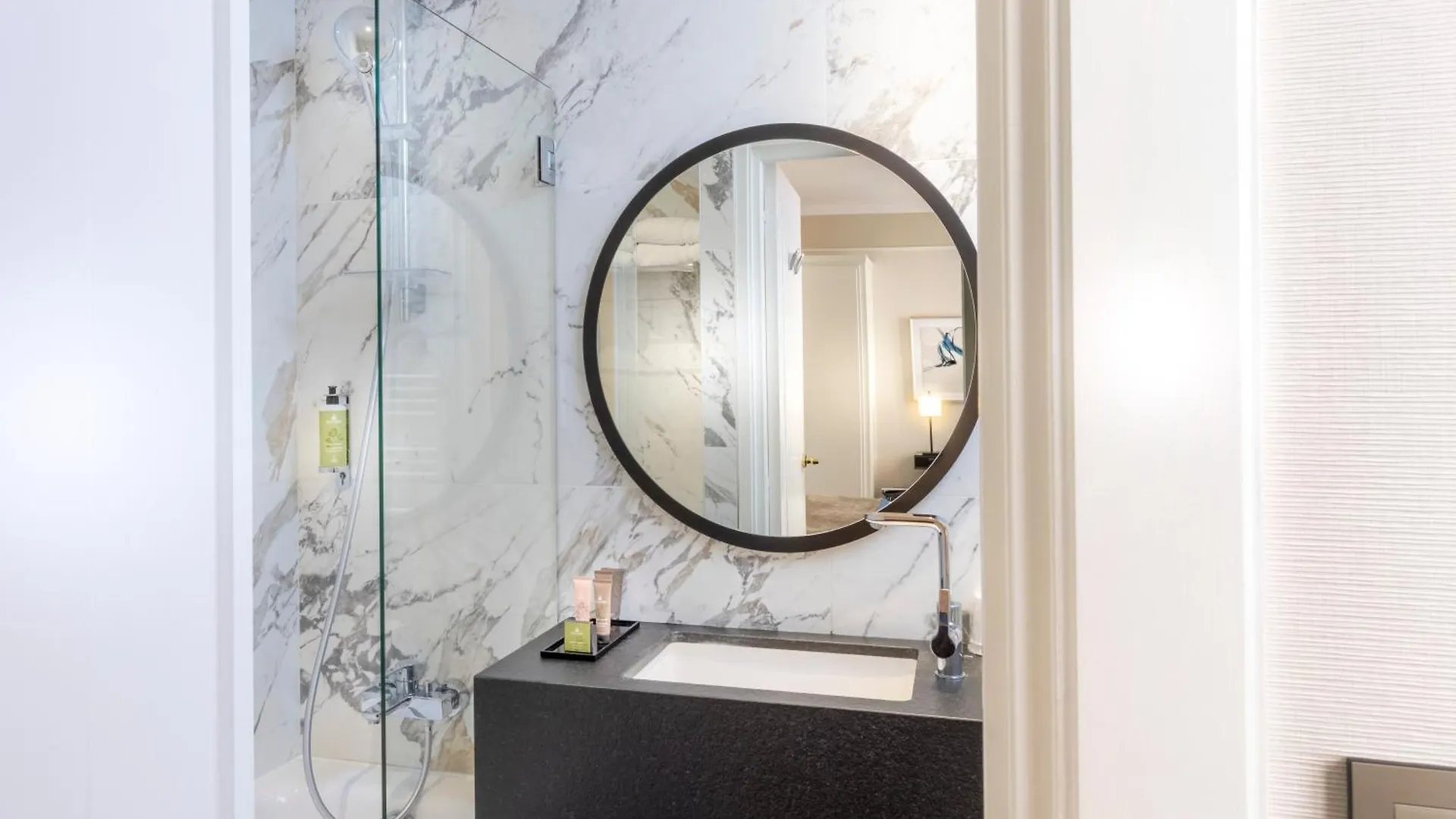 Hotel Du Bois Champs-Elysees Paris