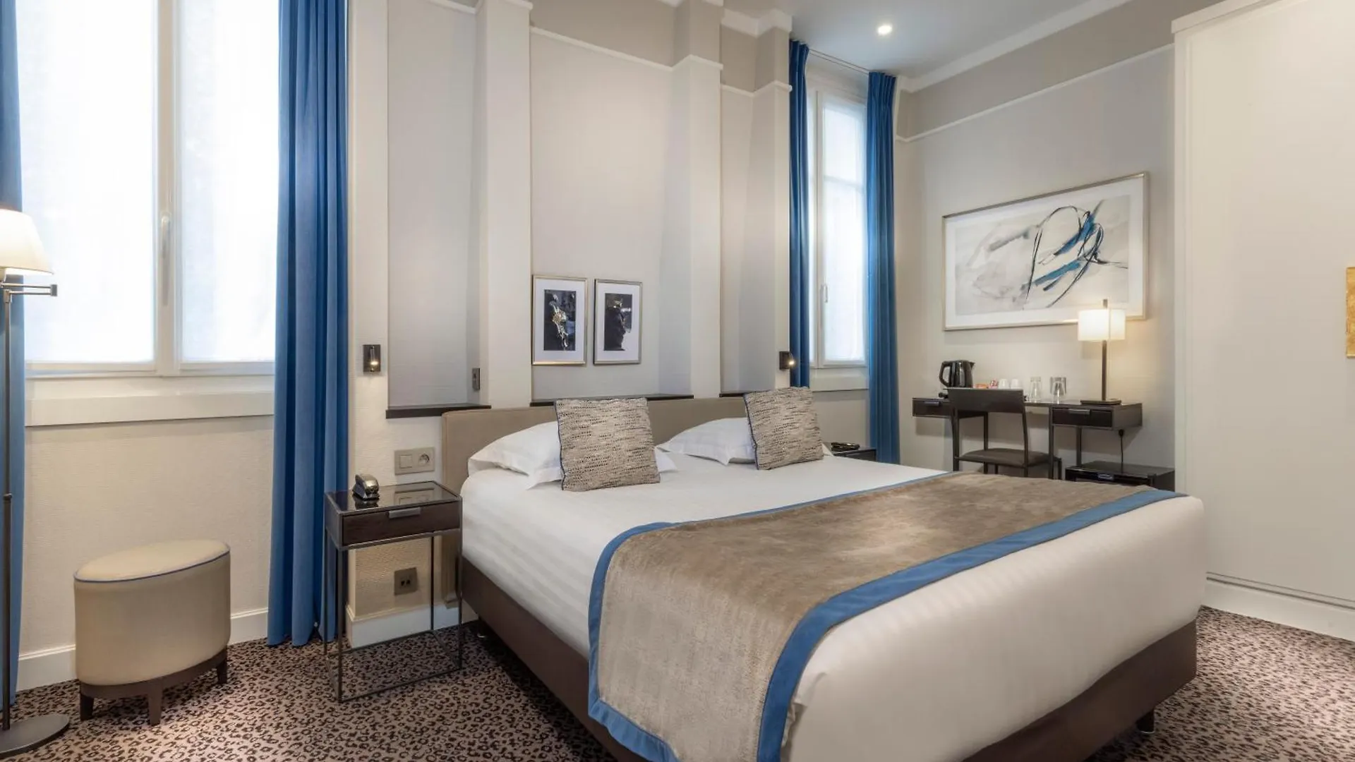 Hotel Du Bois Champs-Elysees Paris