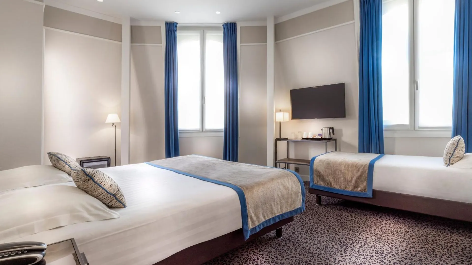 Hotel Du Bois Champs-Elysees Paris