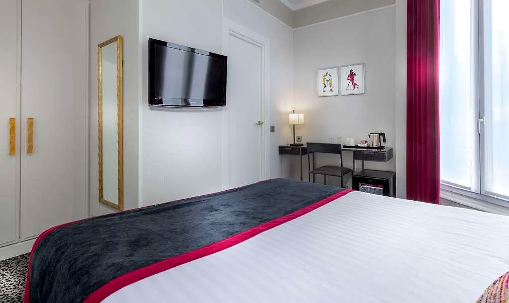 Hotel Du Bois Champs-Elysees Paris 3*,  France