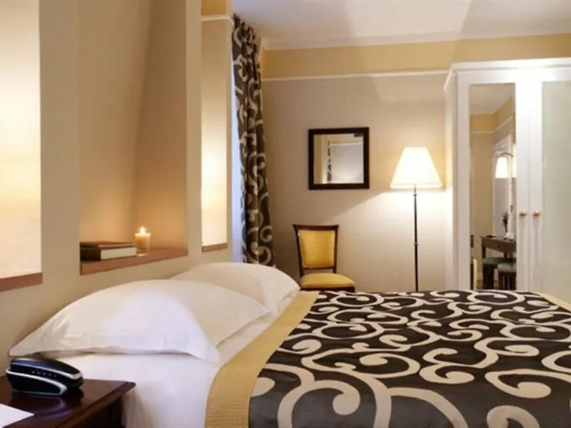 Hotel Du Bois Champs-Elysees Paris